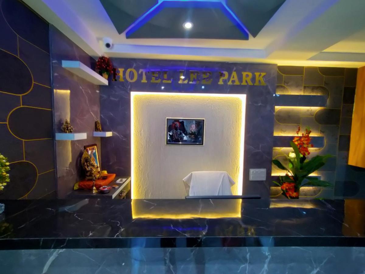 Hotel Lee Park Ahmedabad Eksteriør billede